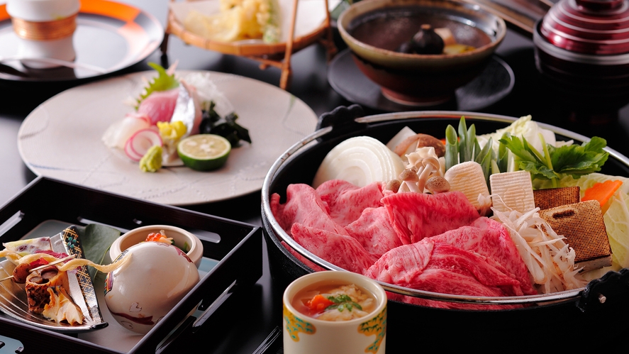 【二食付】国産黒毛和牛すき焼き懐石ディナー（グループホテルで夕食/送迎有）