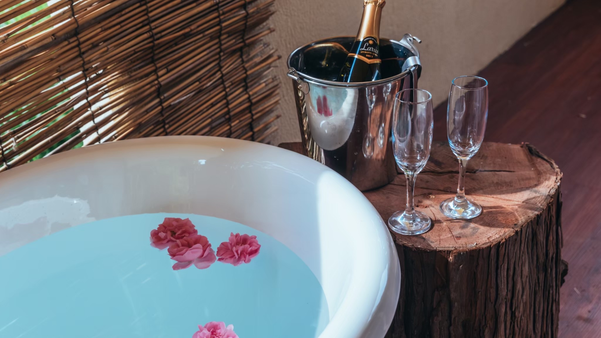 ・【ローズビュー】春の香りと贅沢な入浴