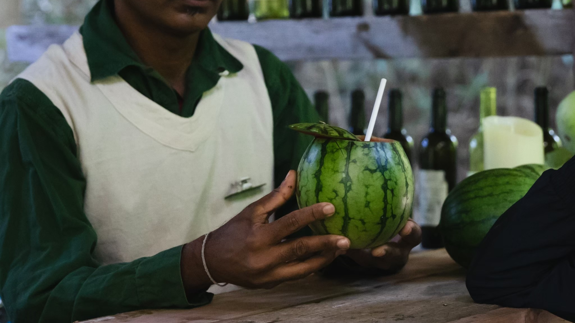 ・【ジャングルバー】森のカウンターで愉しむフルーティーな香り