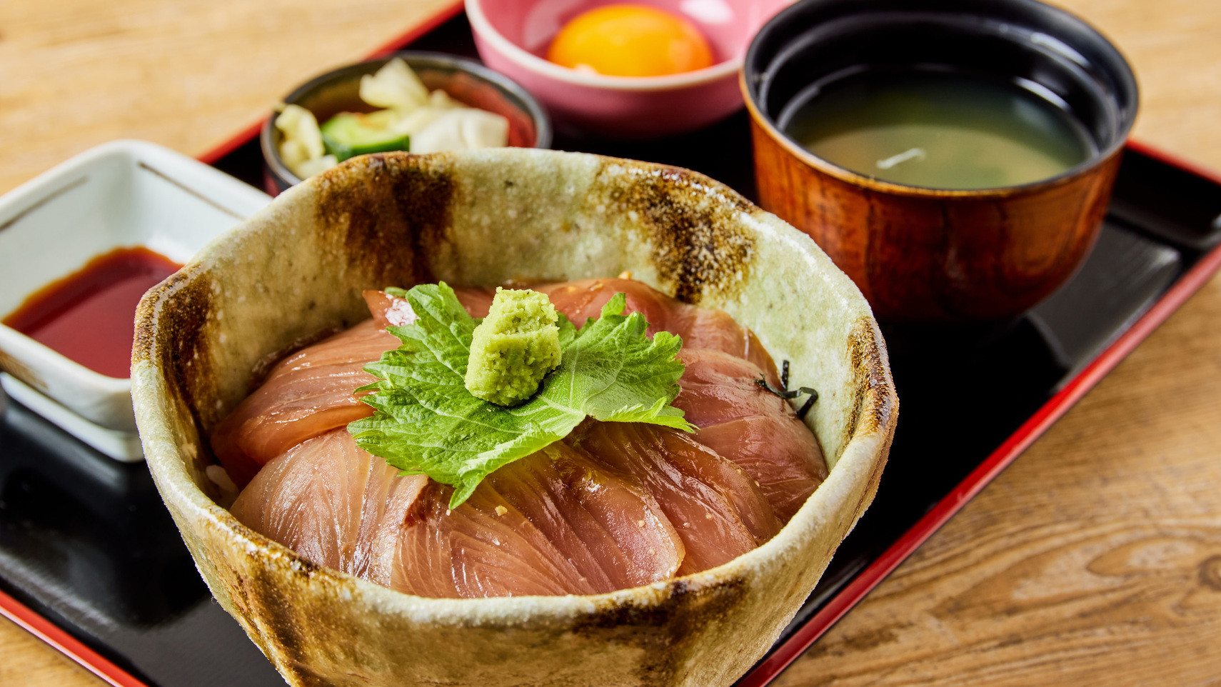 【冬季限定】【夕食付き】旬の寒ブリを贅沢丼で♪この時期しか味わえない美味しさを存分に堪能【特典付】