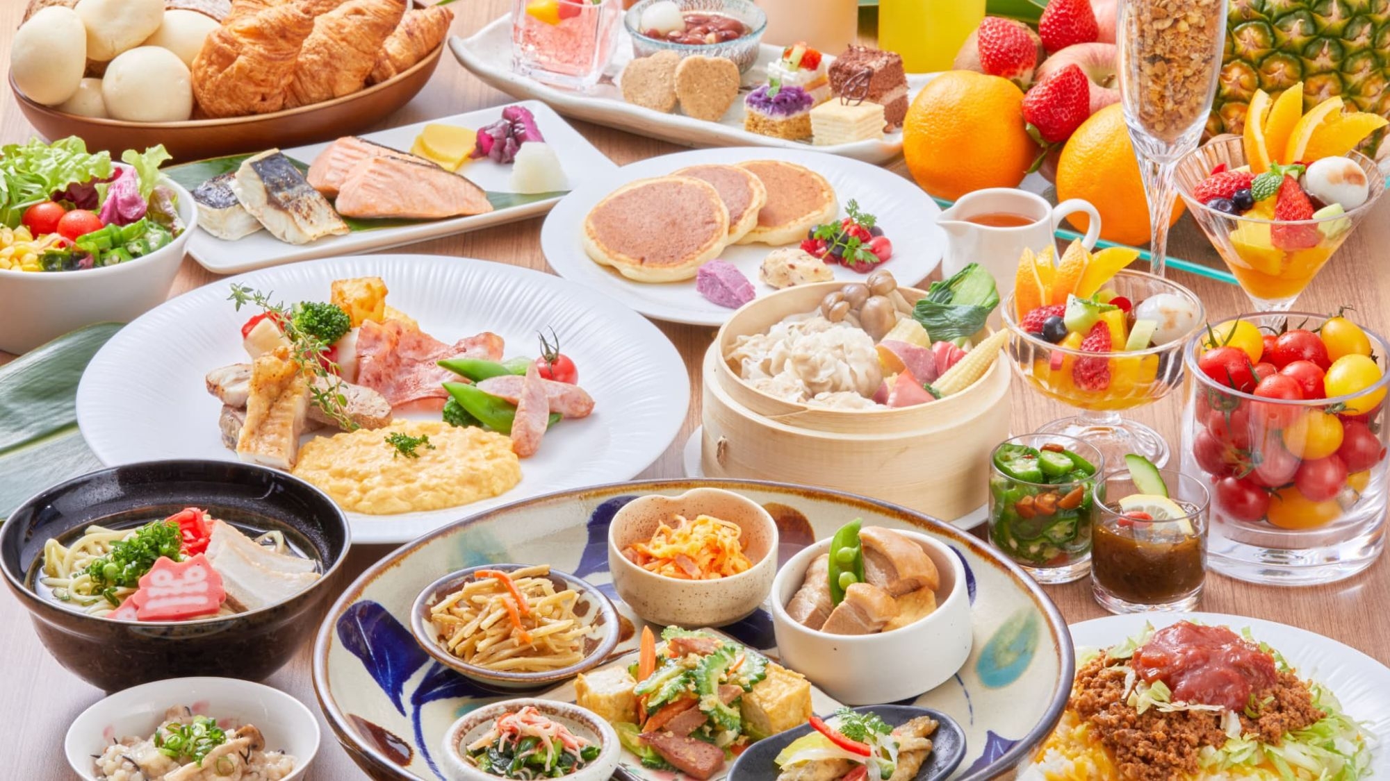 【ふたり旅応援】那覇や北谷へのアクセス◎高層階＆クイーンベッド！レイトチェックアウトプラン（朝食付）