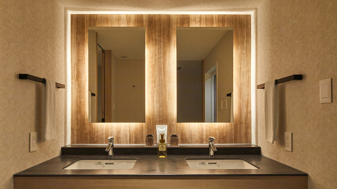 コーナーデラックス・オーシャンコーナーデラックス（ダブルベーシン）