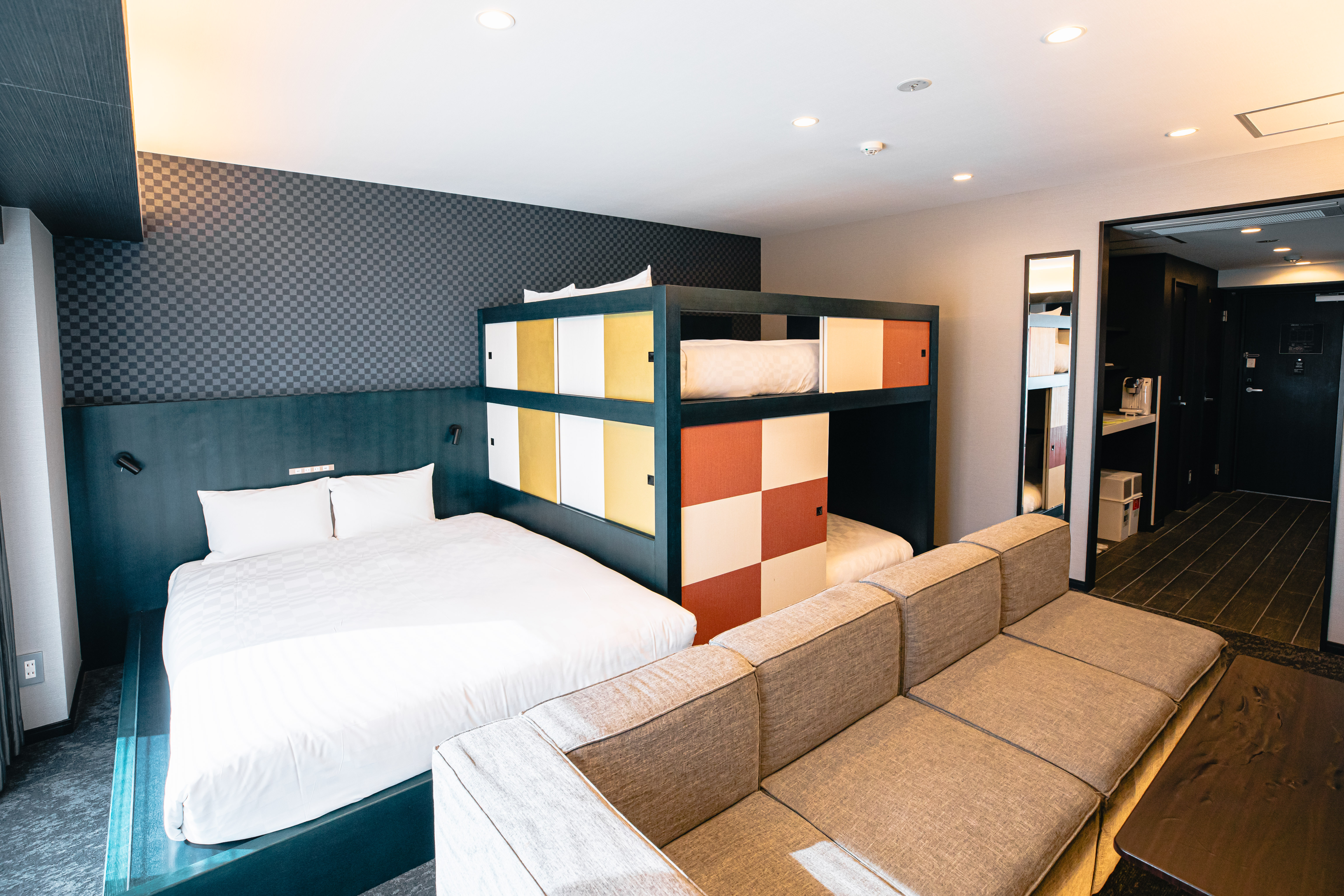 デラックスルームA 6名