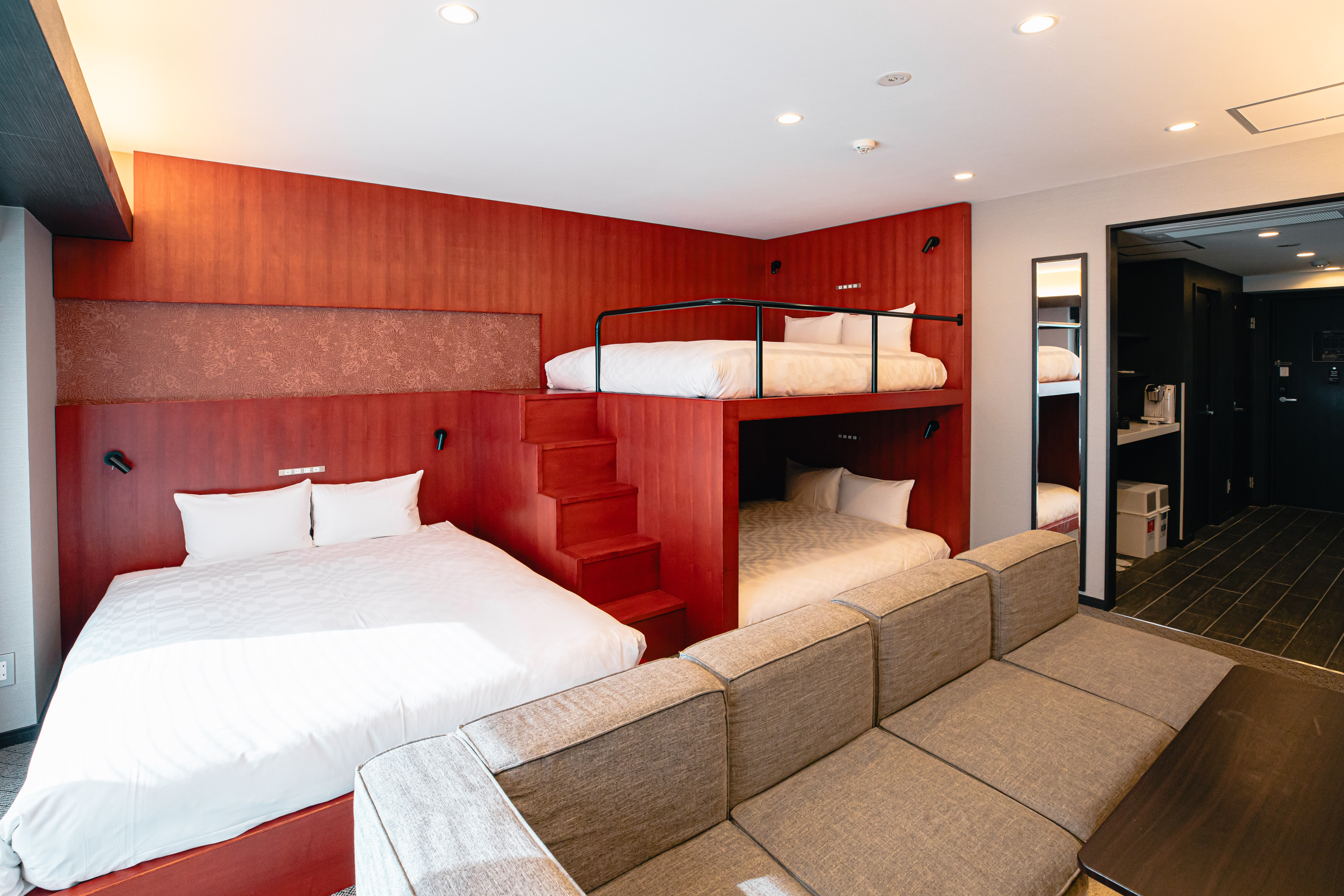 デラックスルームA 6名