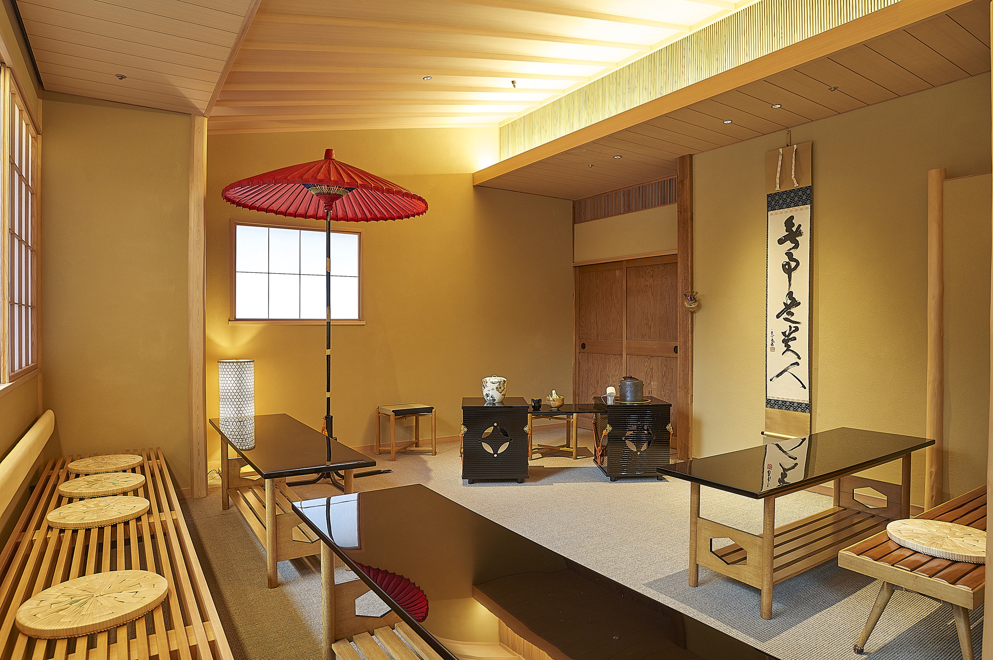 【茶室 聴松庵】（日本料理 山里 内）