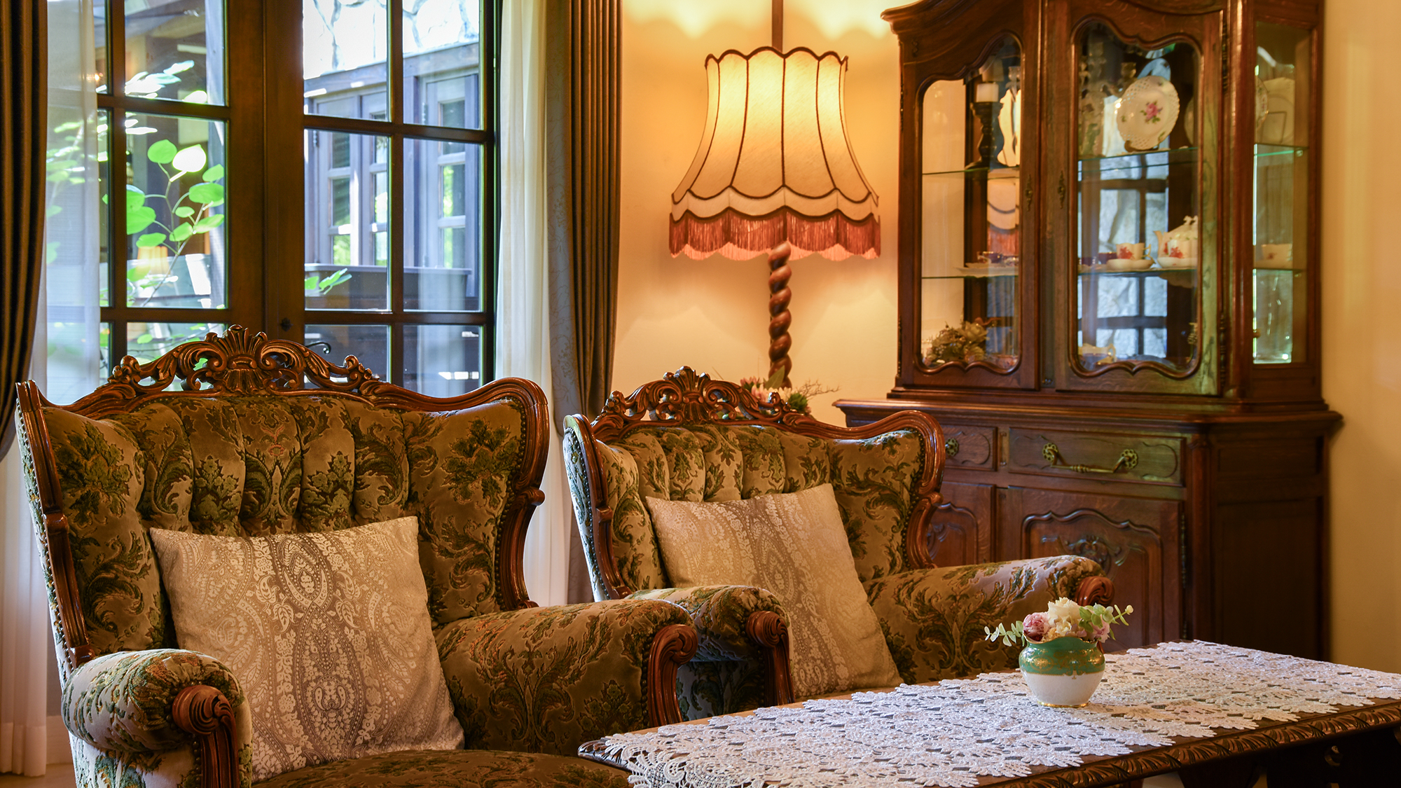 *102号室（1階特別室）/アンティークならではの落ち着いた色合いのお部屋