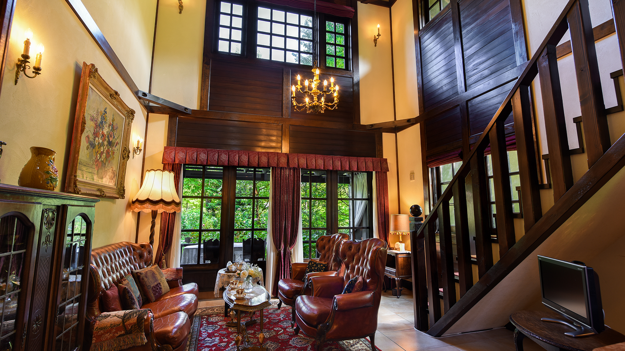 *103号室（1階特別室）/ルゼ・ヴィラで唯一のメゾネットルームは天井高の開放感が魅力