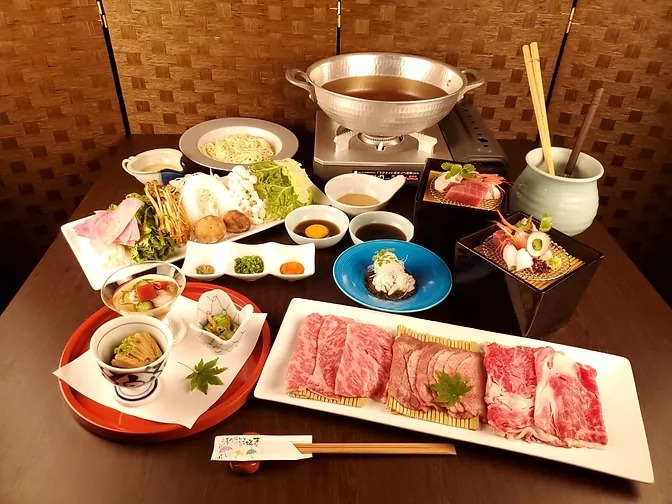 汲上げ湯波付と本格栃木和牛＆日光豚の相盛しゃぶしゃぶコース