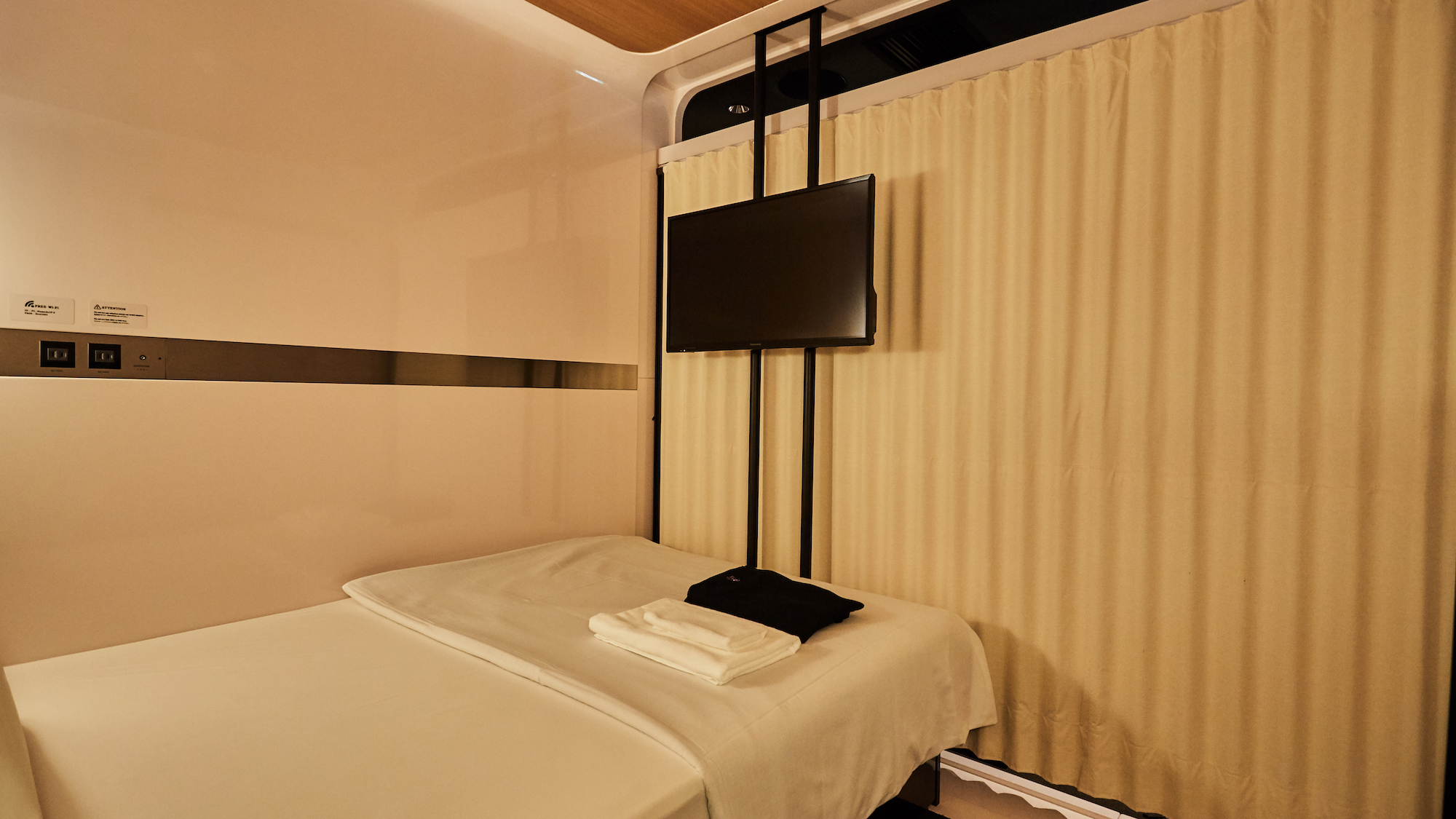 ファーストクラスキャビン