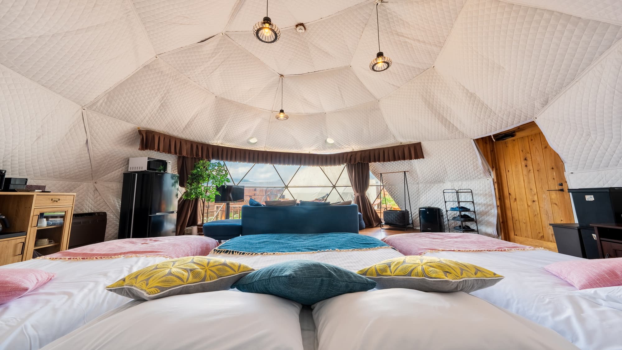 ＜湊 MINATO＞ドームテント内