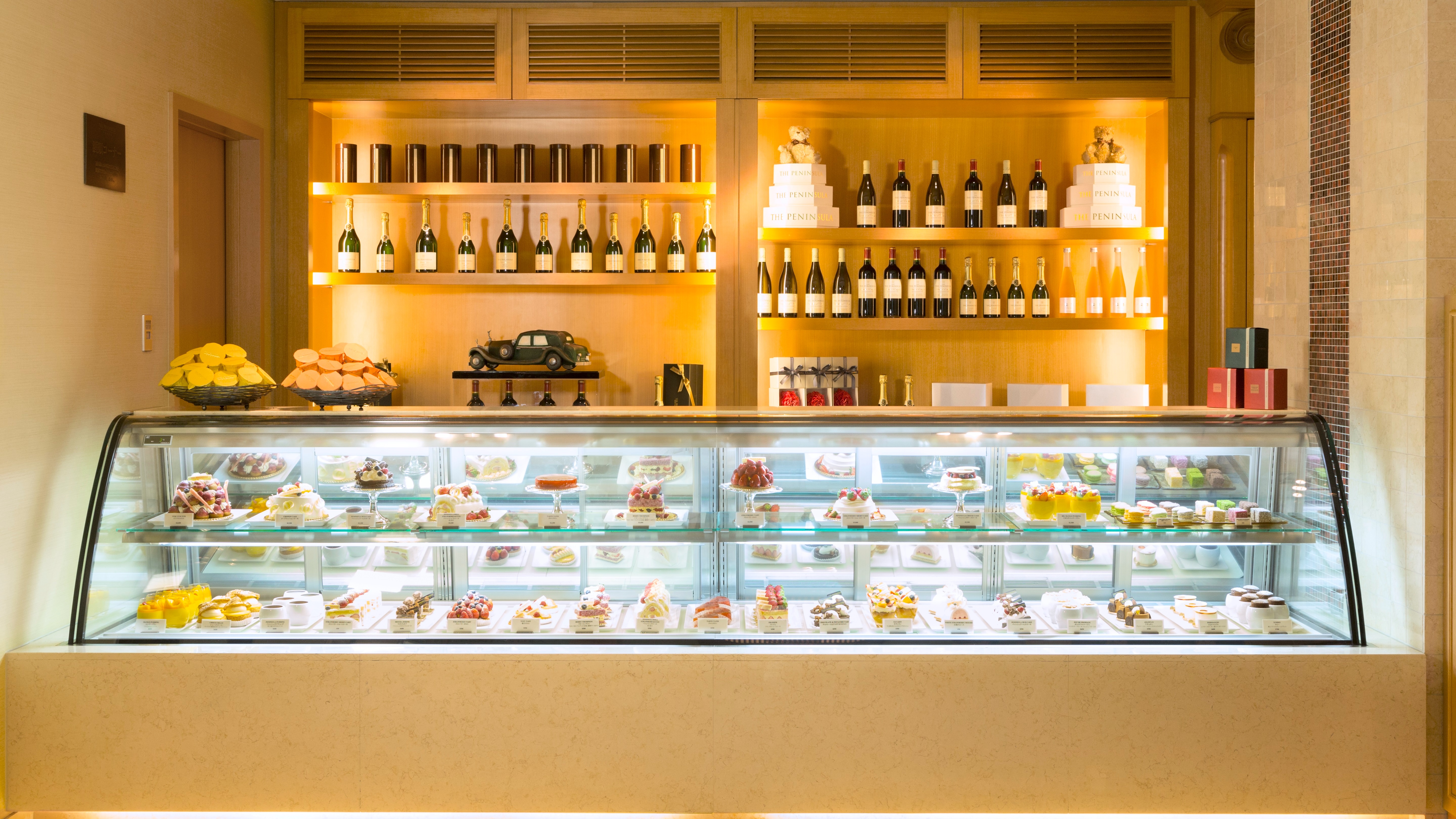 The Peninsula Boutique & Café Cake Counter