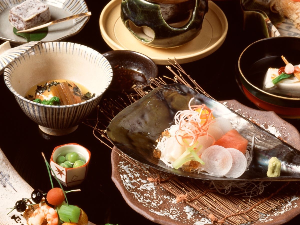 春爛漫！当館自慢の会席料理を食す☆飛騨牛のほう葉味噌焼付☆【1泊2食付きプラン】