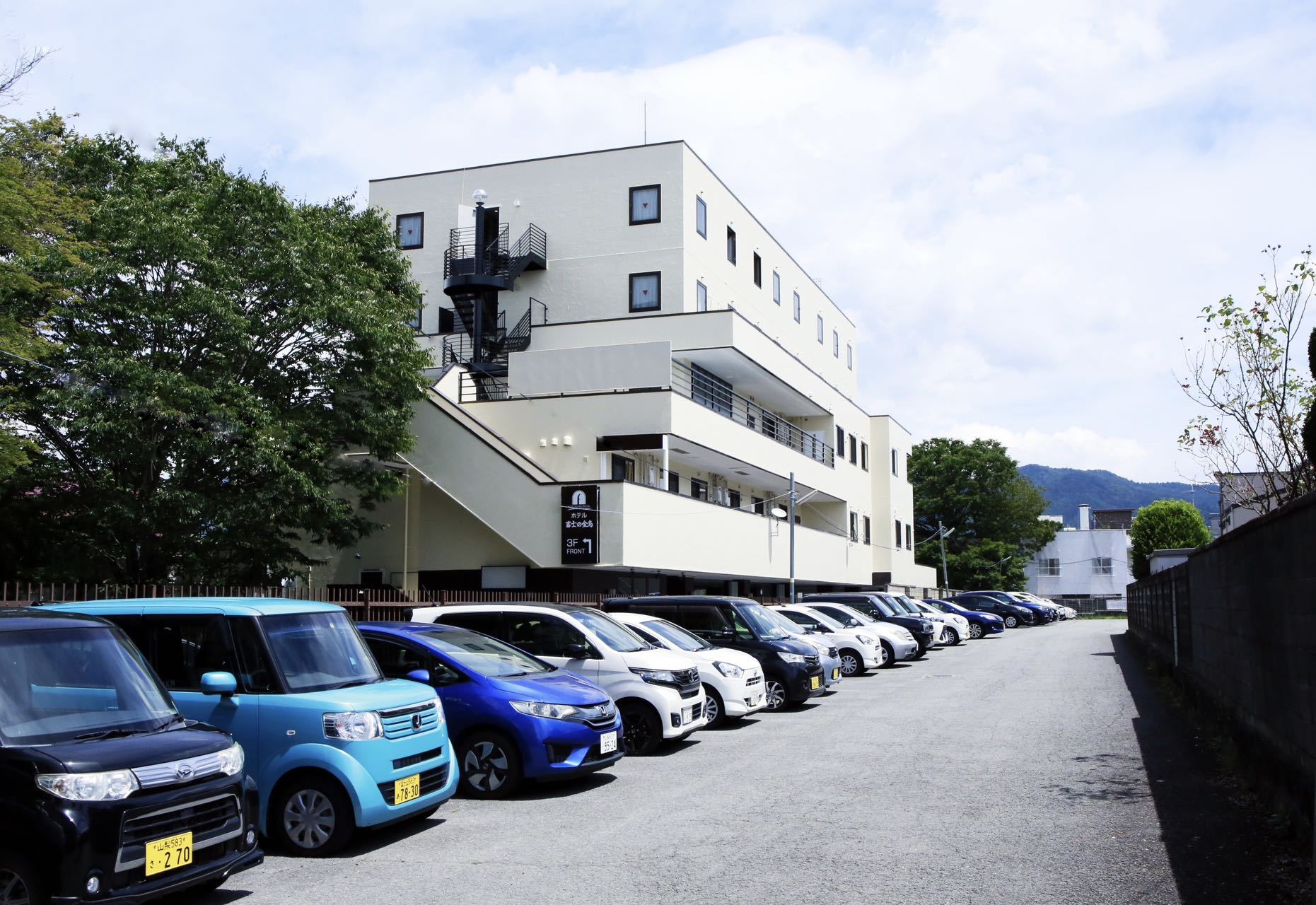 [元芙蓉閣]富士山駅の裏側から徒歩40秒！　シングル　部屋おまかせ　洋室　素泊り