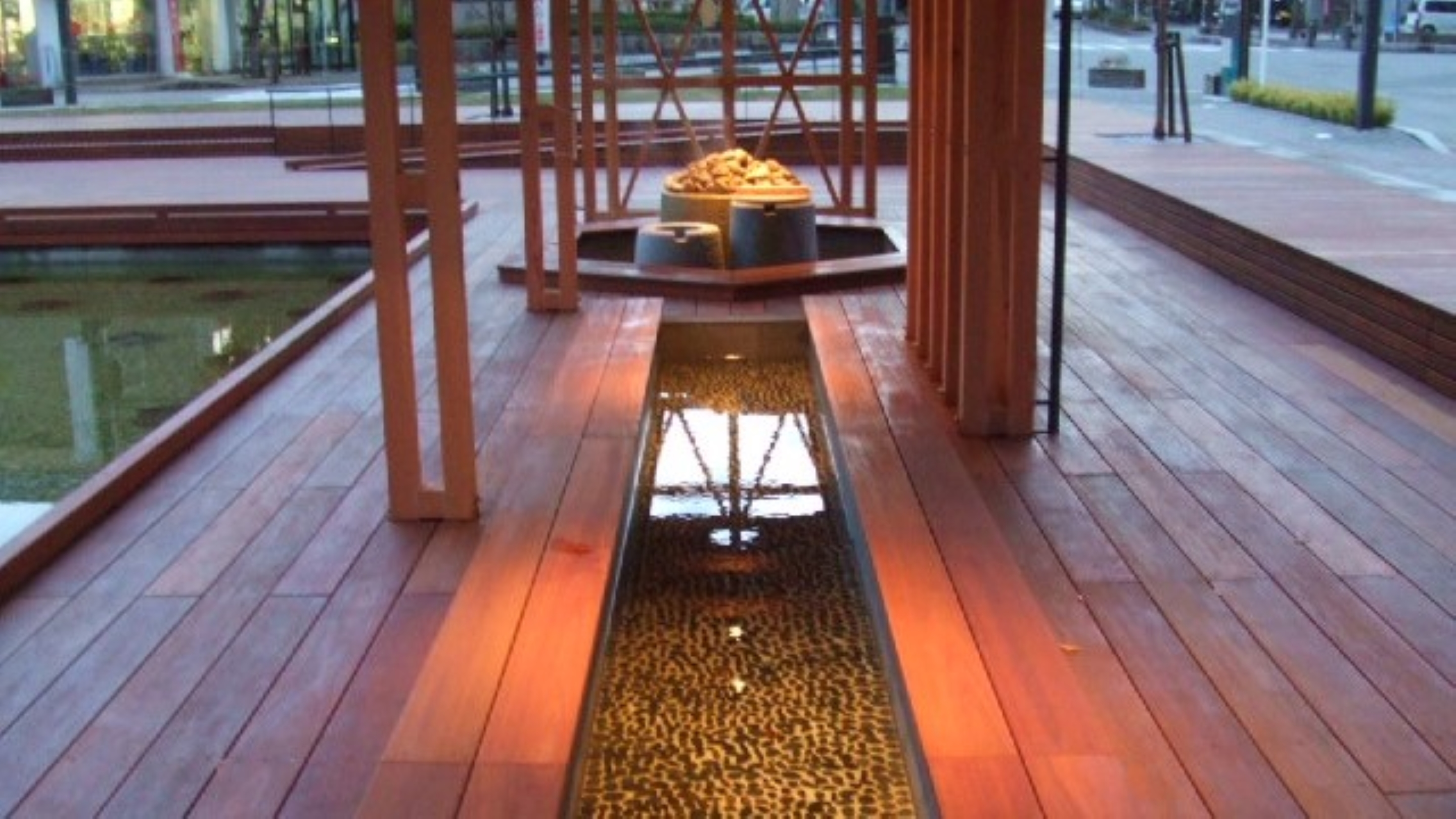 足の湯  えんがわ