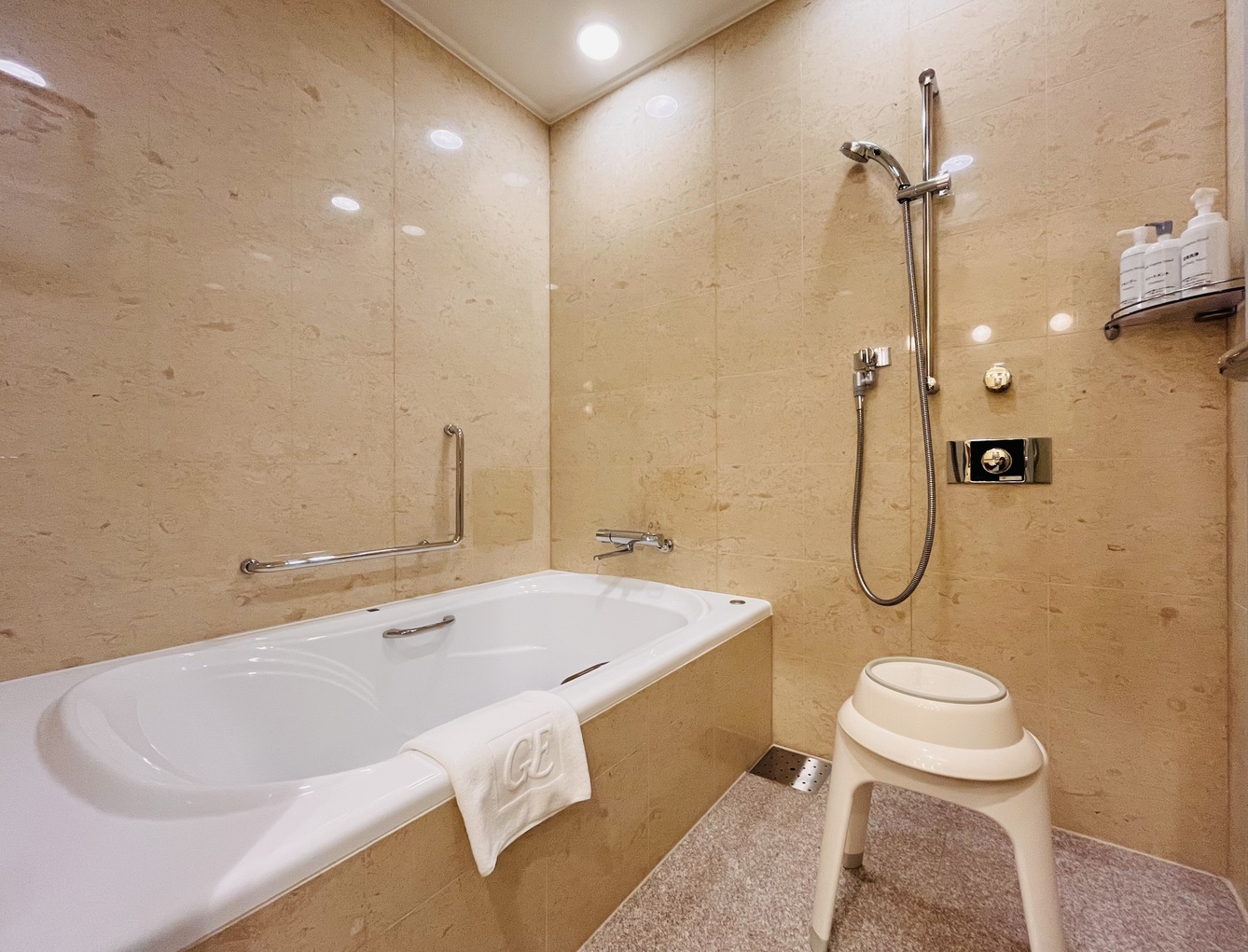 スイートルーム 浴室