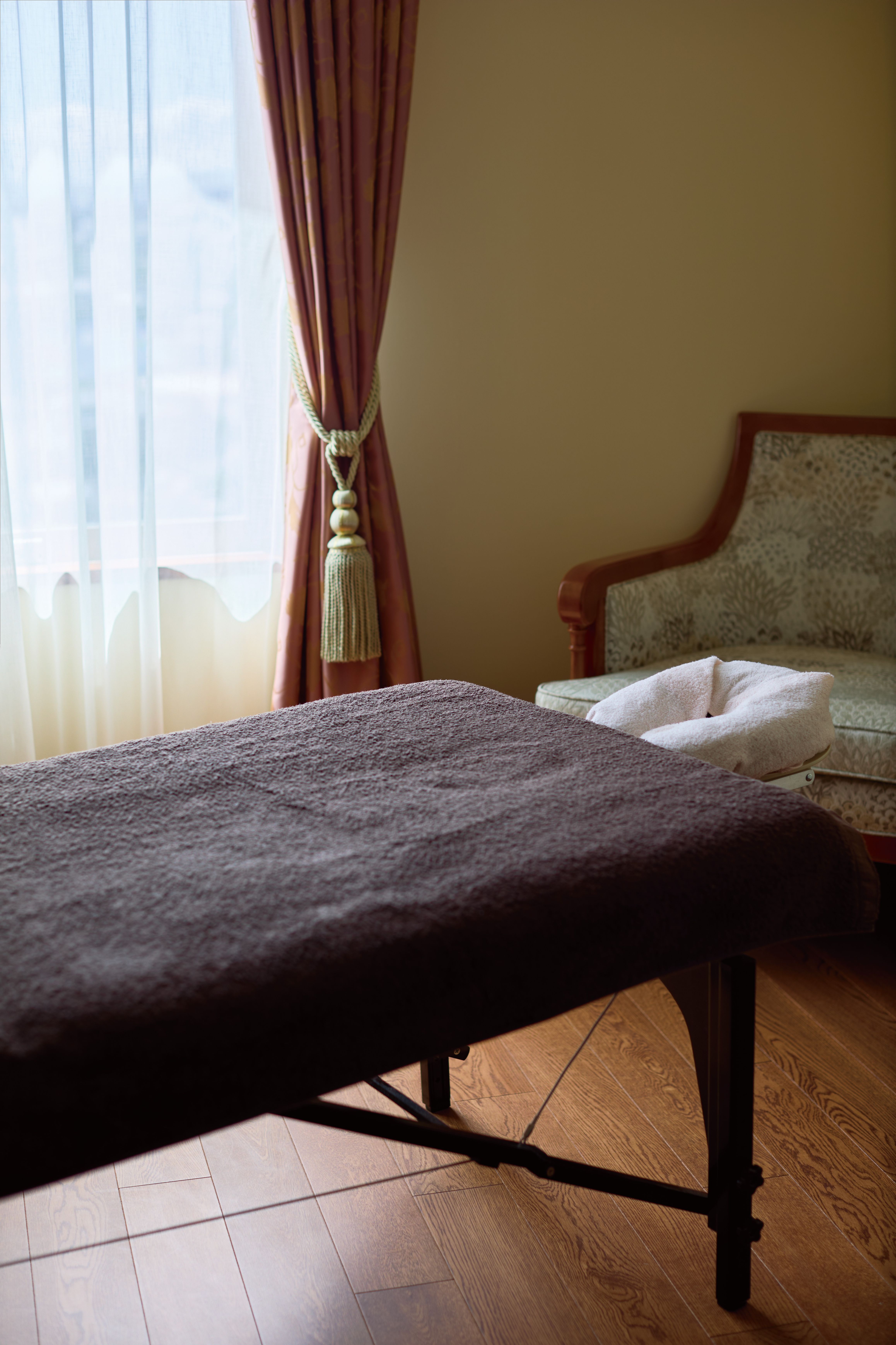 マッサージ用ベッド　イメージ