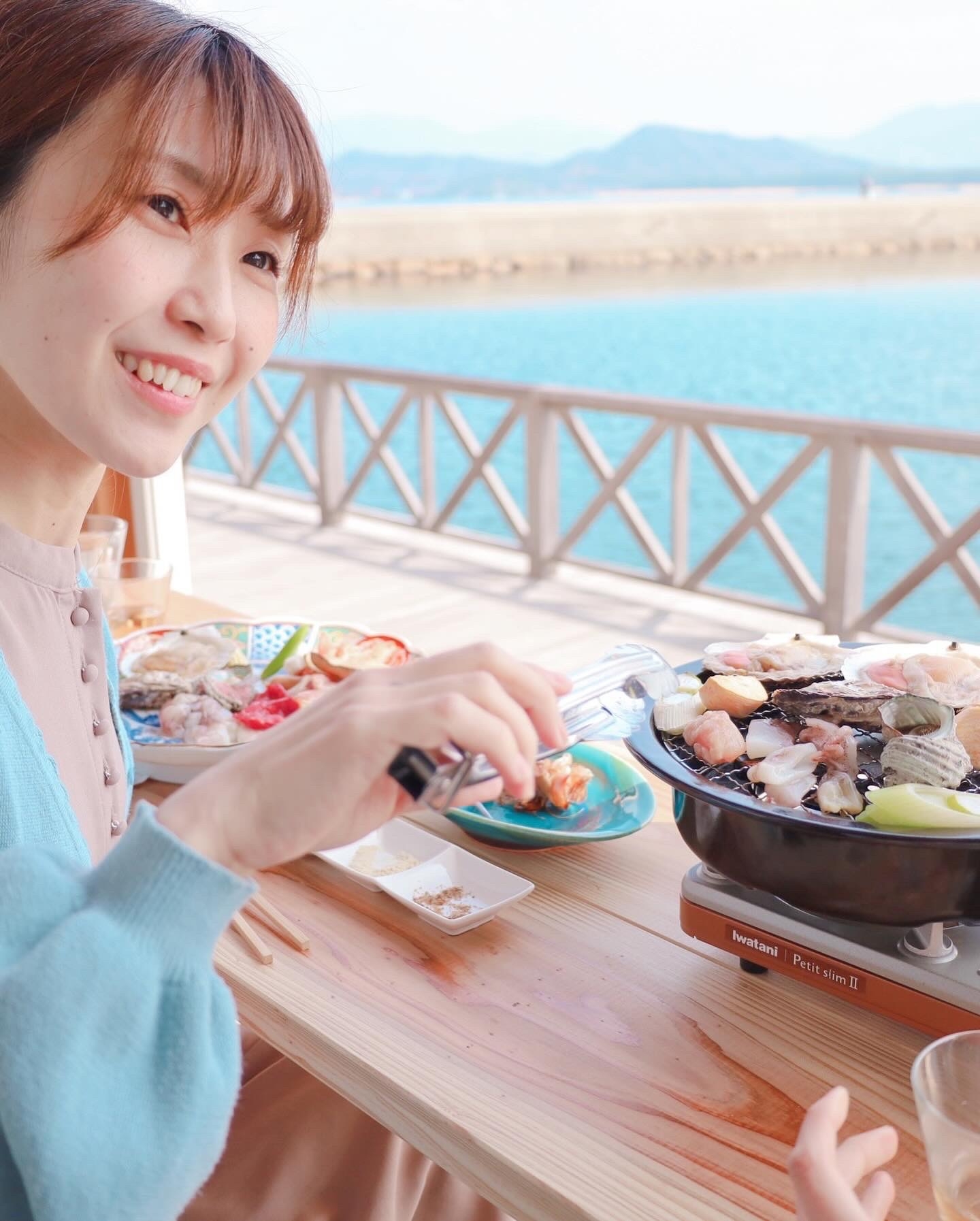 波の音を感じながら…海辺のテラスでゆったり海鮮＆お肉BBQ