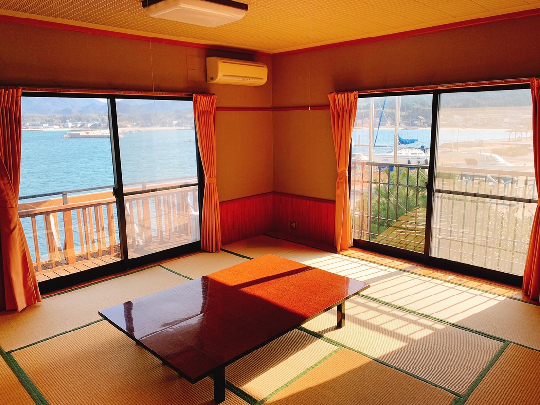 【メイフラワー】和室12.5畳 海側＆バルコニー
