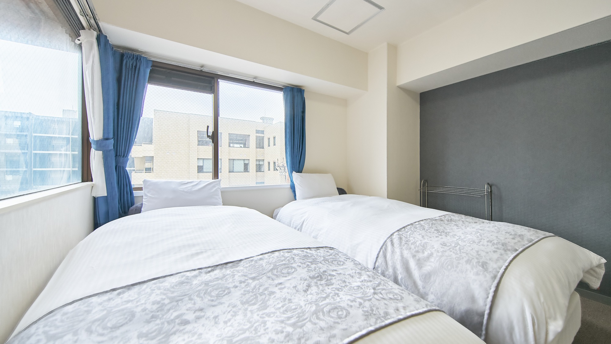 ・404号室／２面採光の明るいお部屋