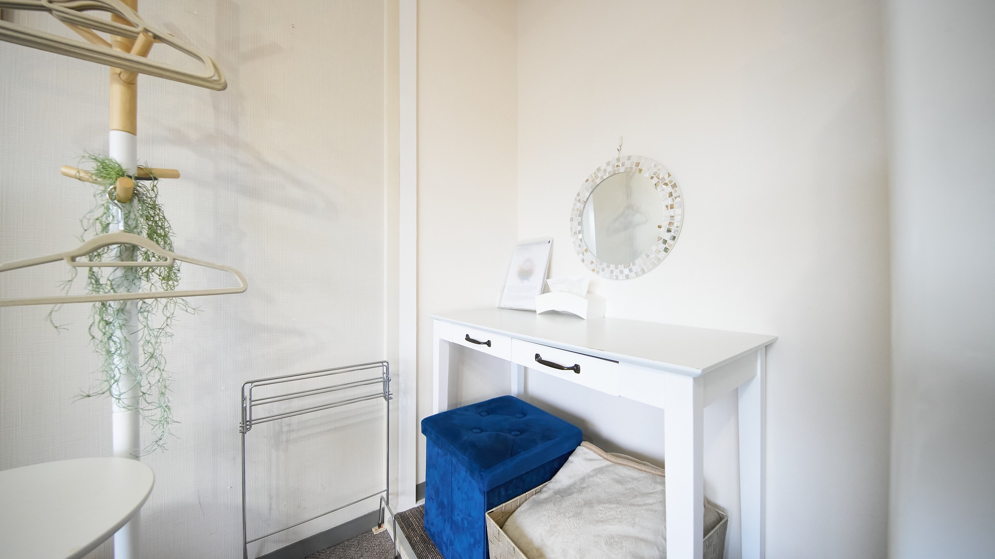 ・603号室／可愛いドレッサーを備えた女性に人気のお部屋