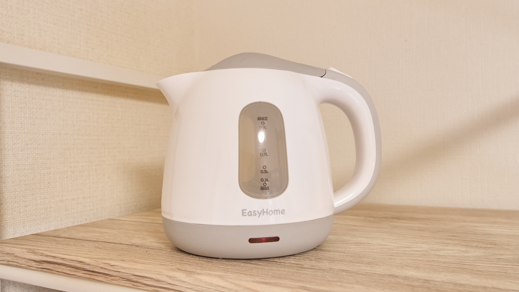 ・702号室／電気ケトル