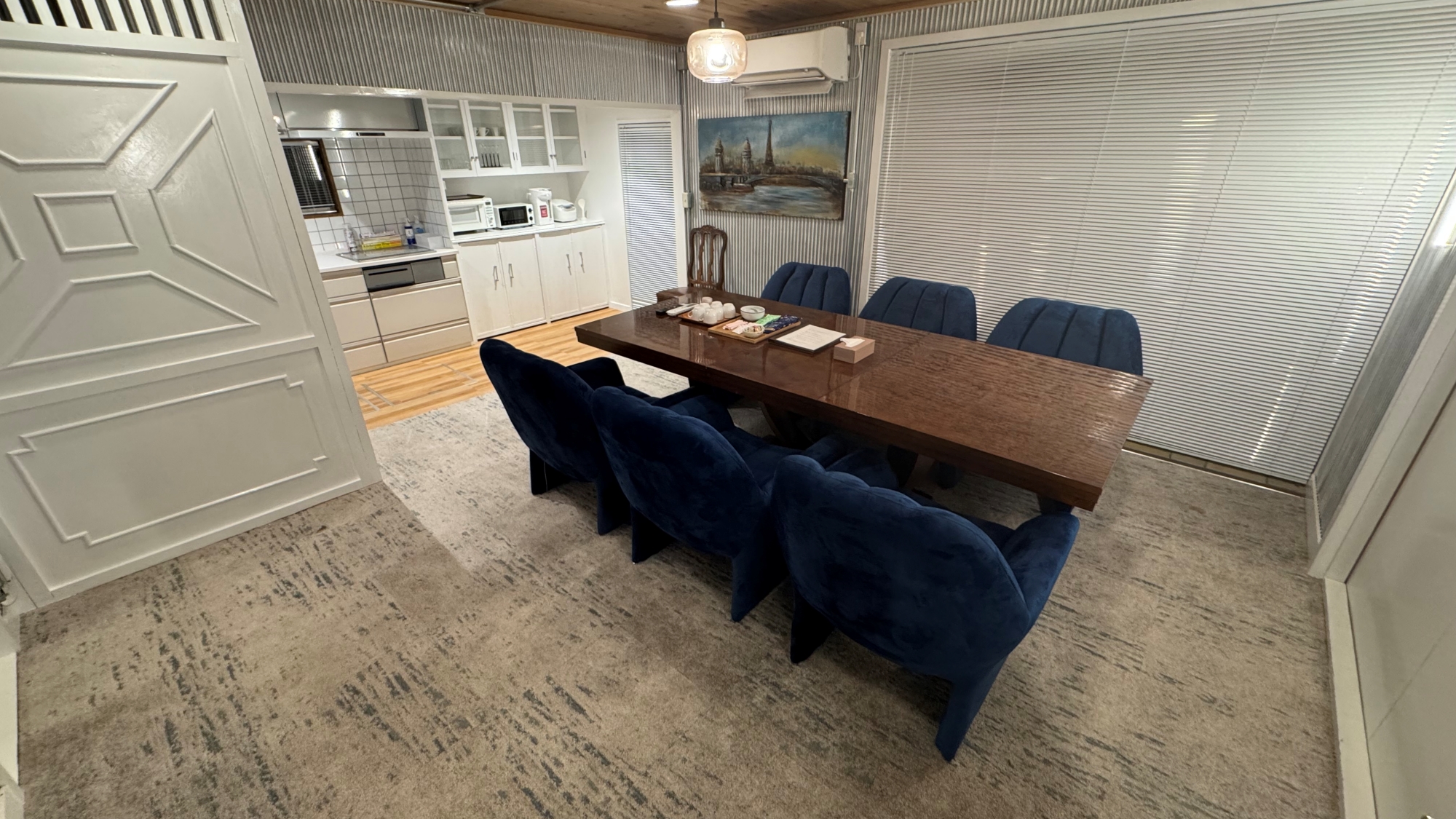 【6号館】1階リビングキッチン