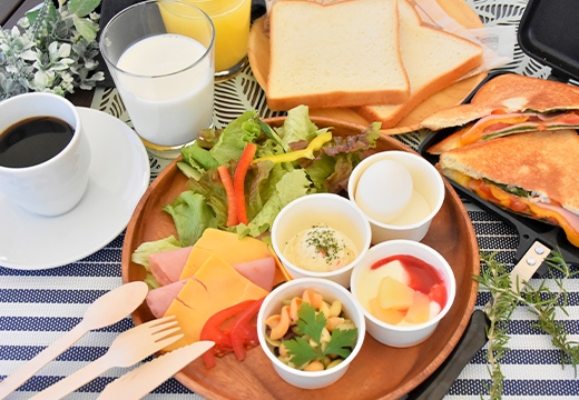 【5/6〜7/31・日〜木限定】1日2組限定｜おひとり様グランピングご褒美温泉・朝食付きステイ