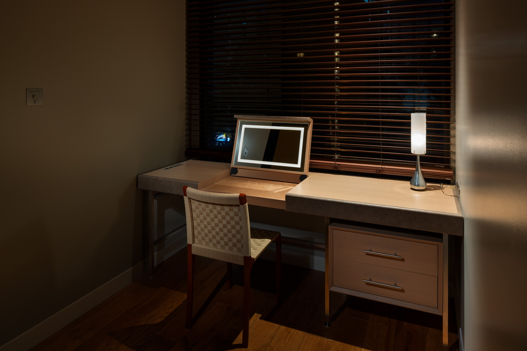 スイートドレッサー