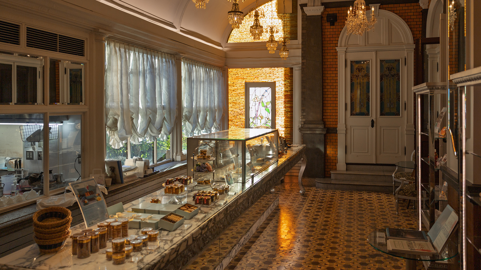 本館1階「BOUTIQUE」