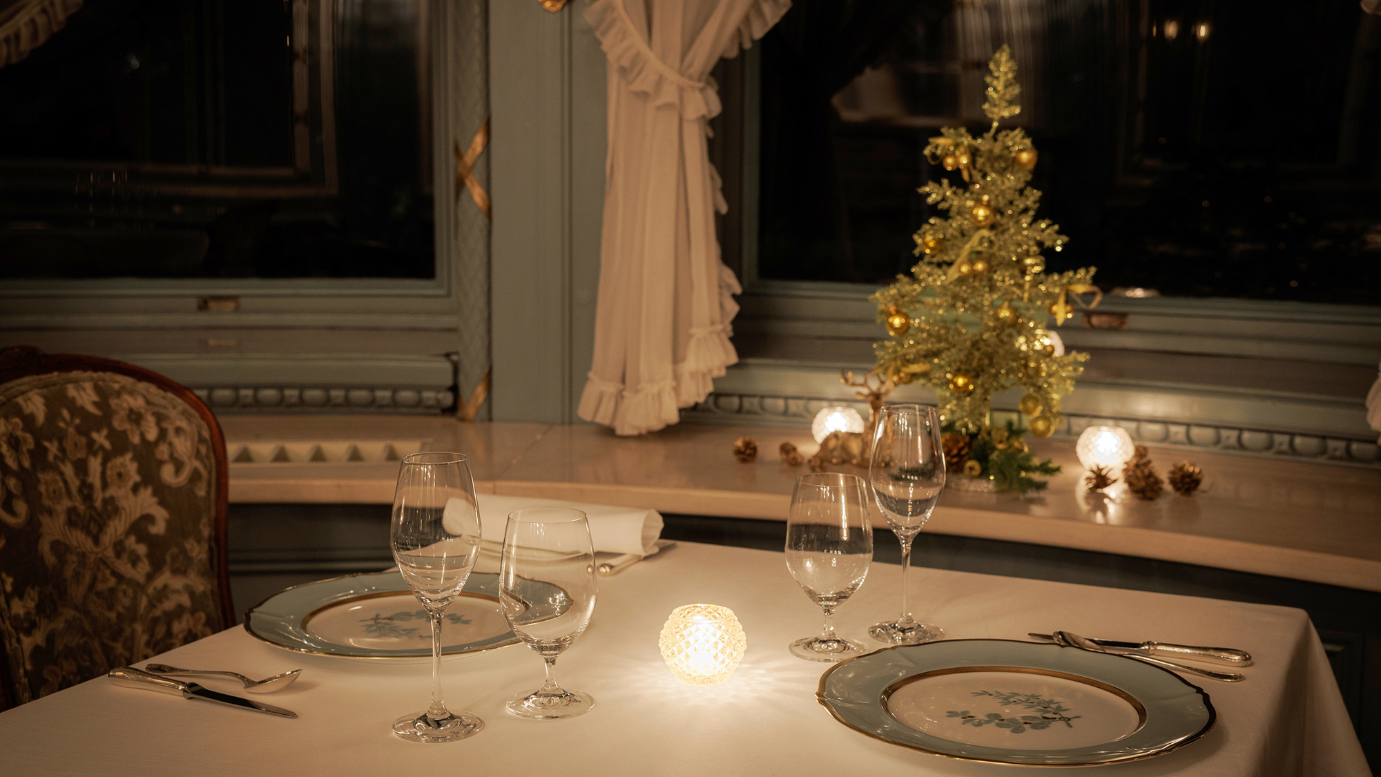 本館1階「LE CHENE」