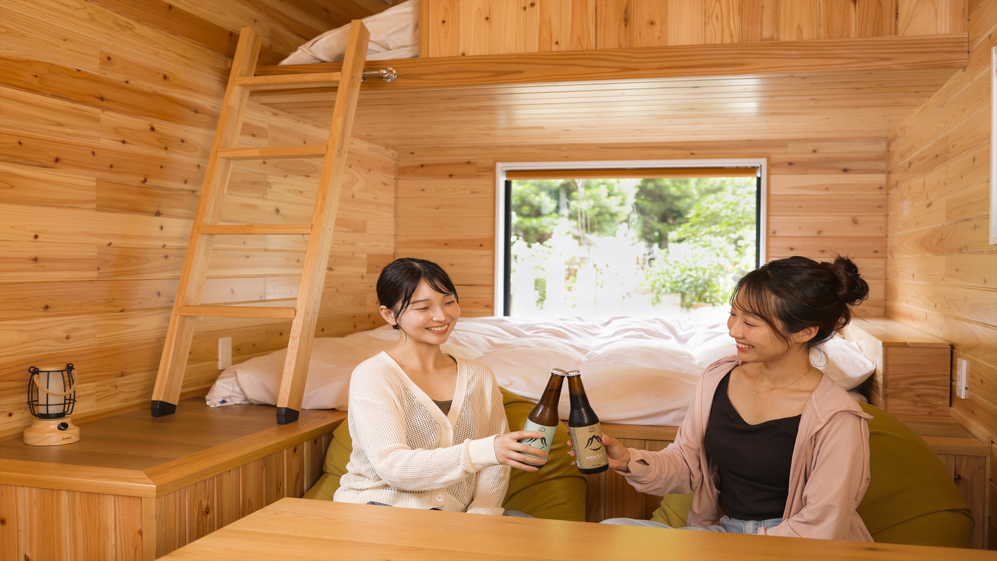 地ビールで乾杯