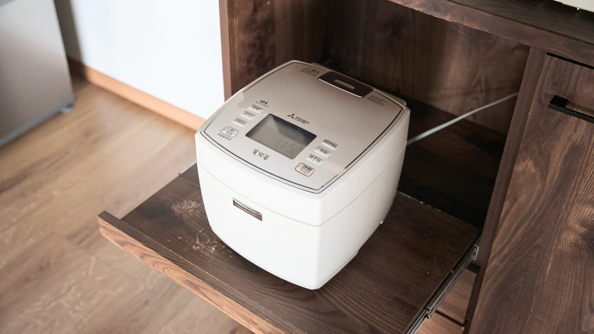 キッチン備品：炊飯器