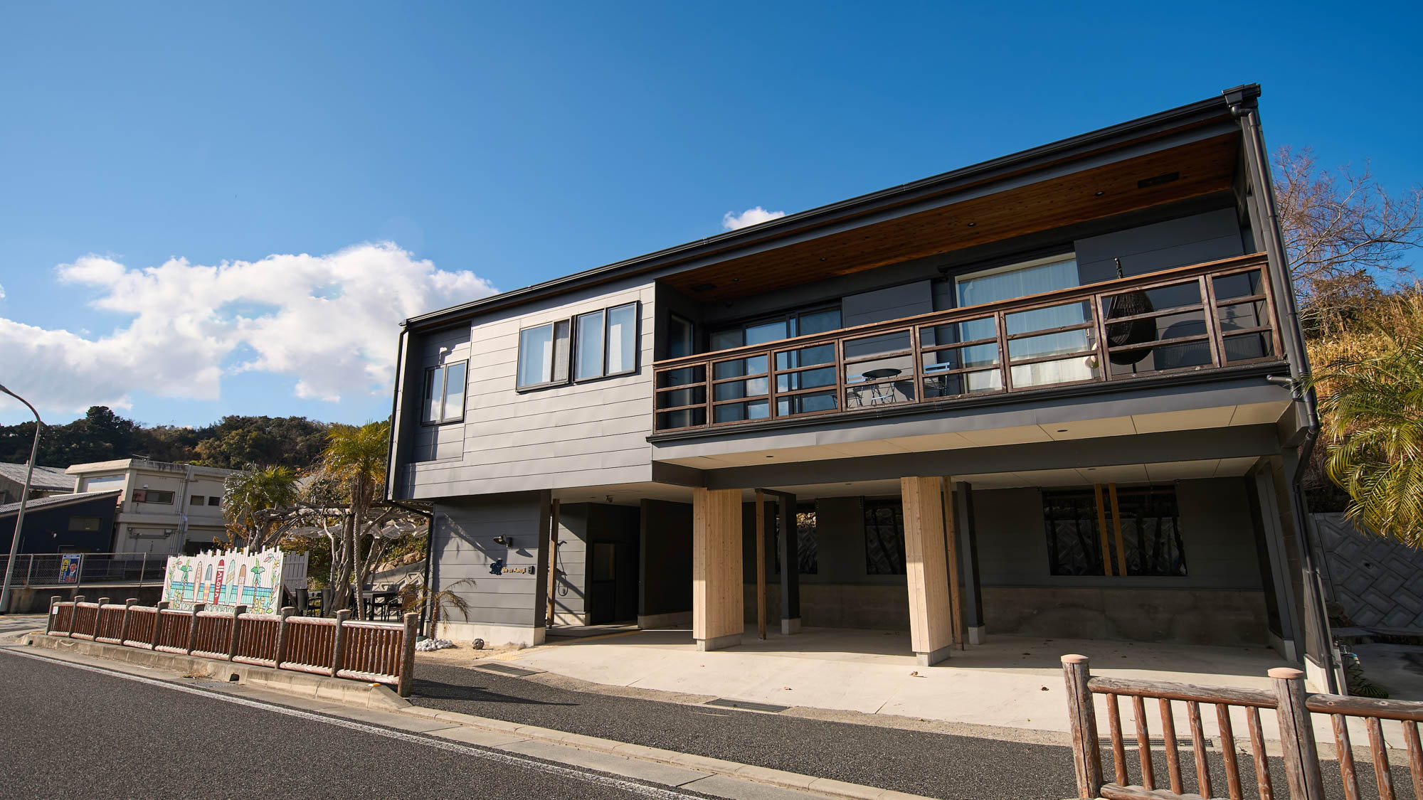 淡路島で暮らすように滞在できる貸別荘です