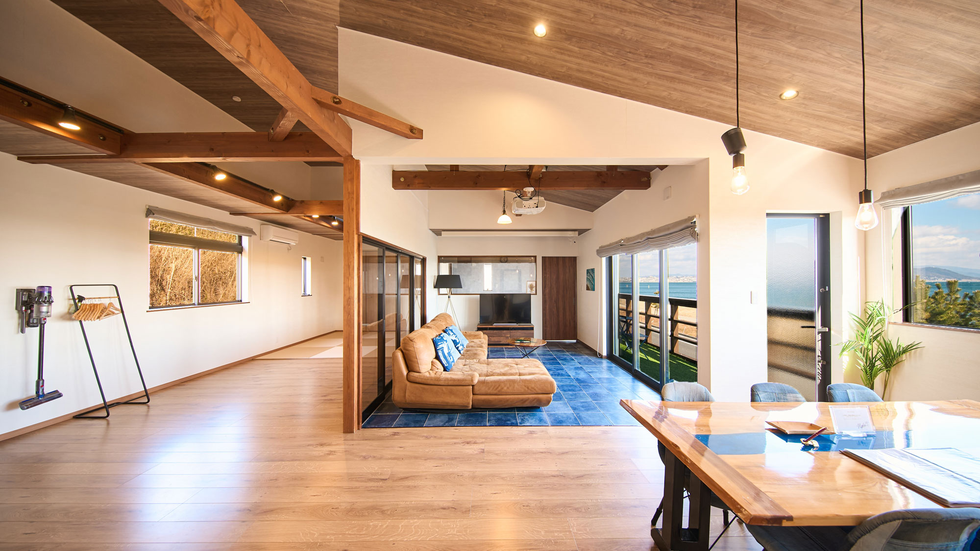 リビングダイニング