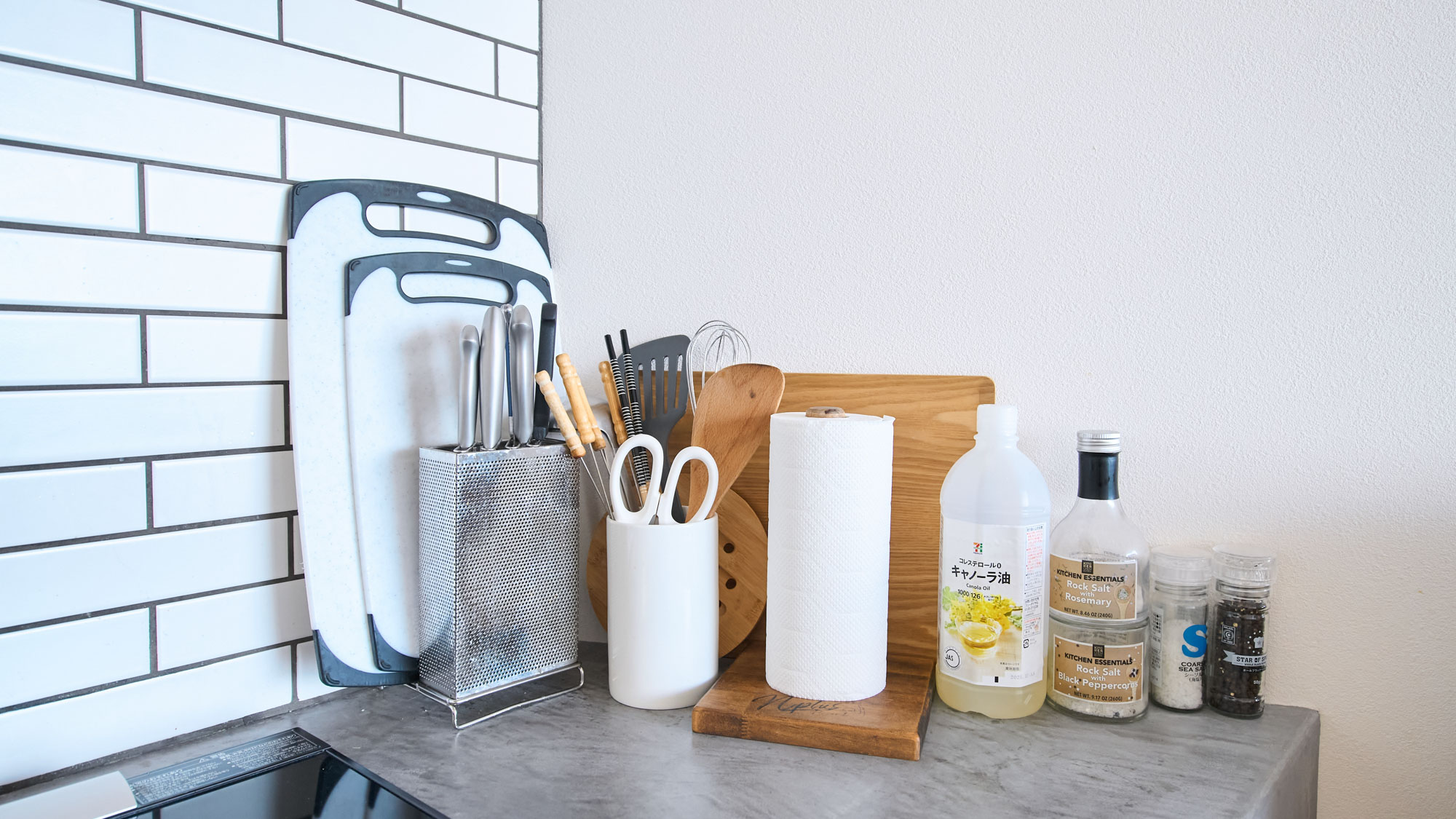 キッチン周り：調理器具、調味料