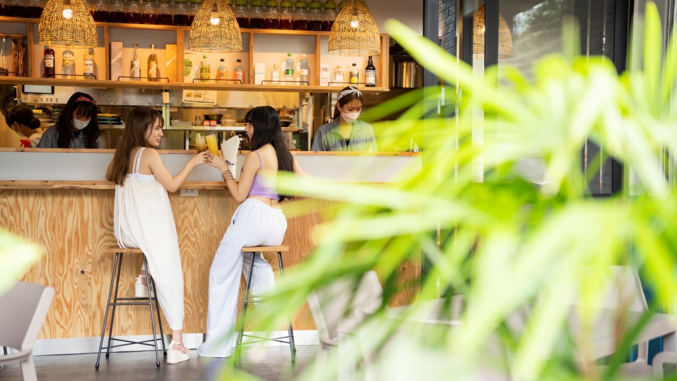 1Fカフェレストラン"エイトマンズシーバーグ"