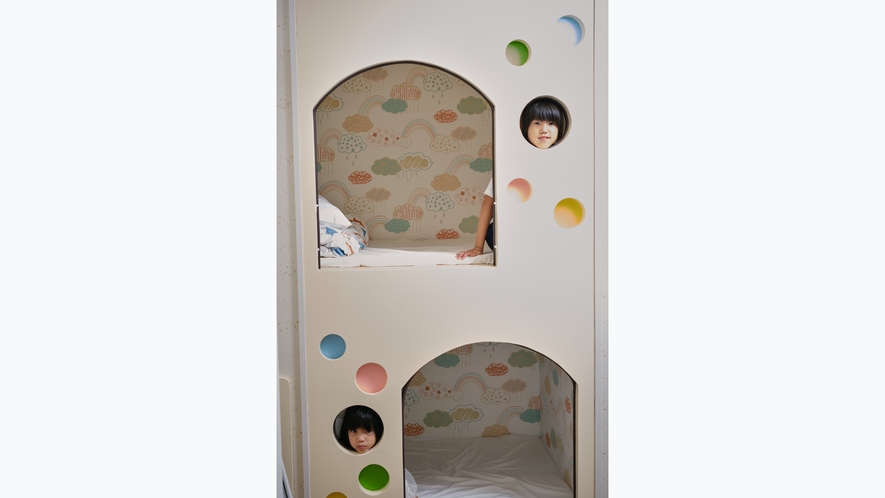 ペット同宿２ダブルベッドルーム＋２段ベッド：お子様用２段ベッド