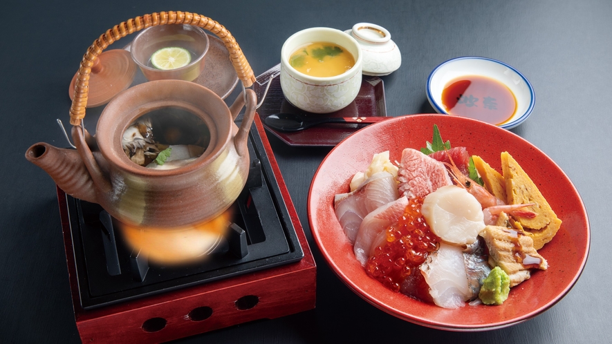 【朝食イメージ】10種類の彩り豊かなネタを使用したこだわりの海鮮丼♪