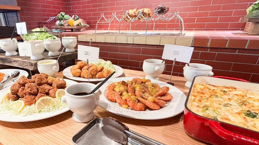 【グランピング五感で満腹！】シェフ特製ビュッフェランチで始まる美食グランピングプラン♪（3食付）