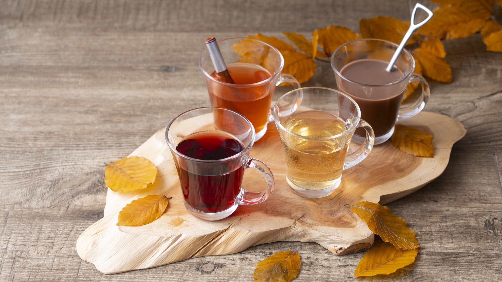 【今だけ15％OFF】11月・12月キッチンカー限定カクテルで冬を満喫（ワイナリーBBQ）