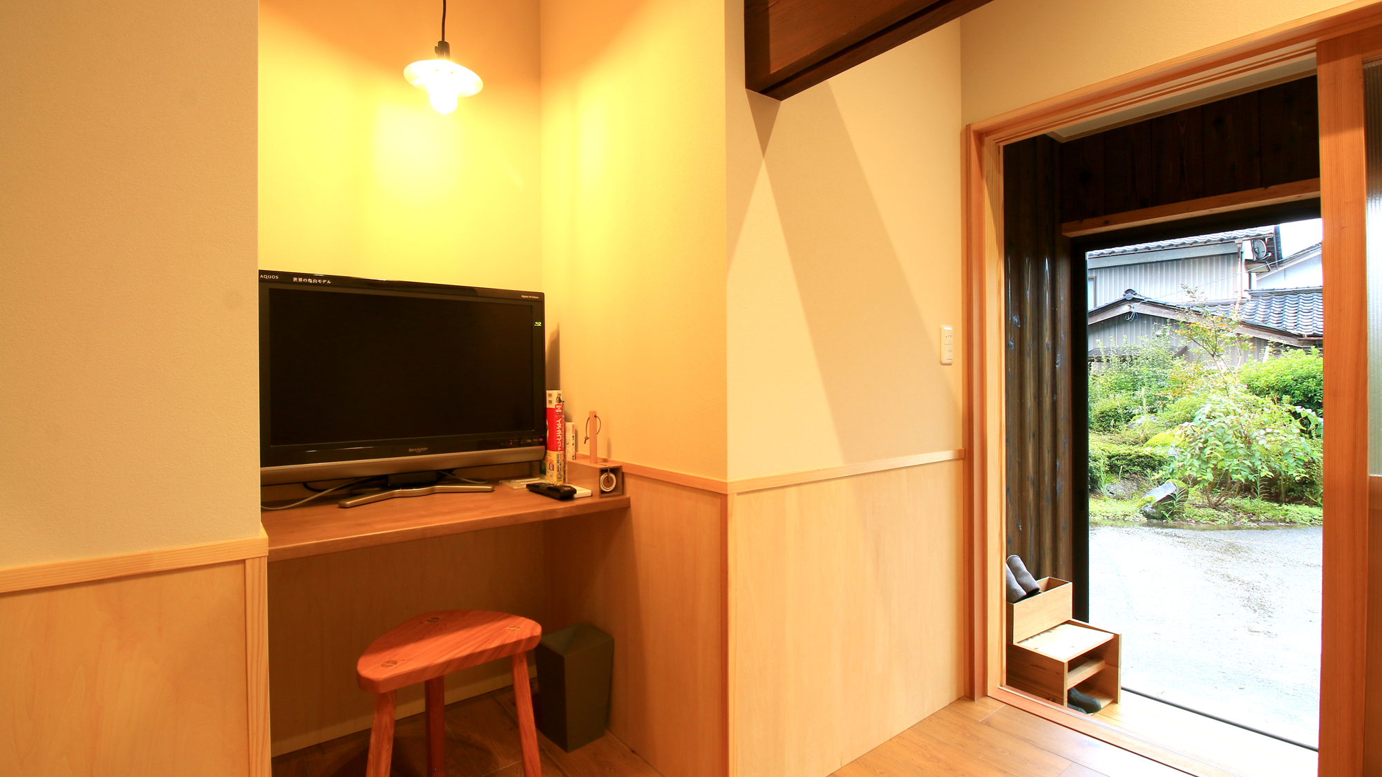 【ペット用の部屋】大型犬まで宿泊可能です。外から直接お部屋に入れます