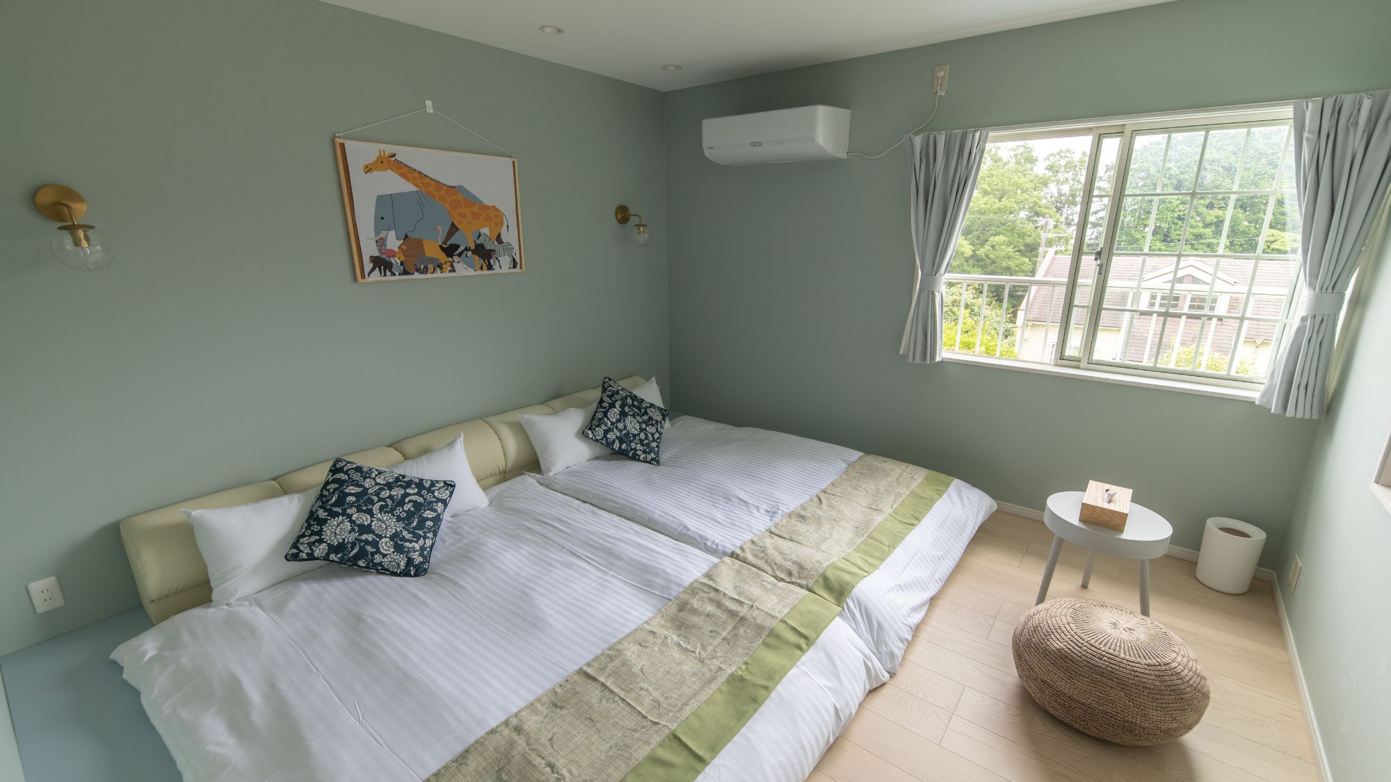 【ファミリー】広々200㎡！BBQ・ピザ窯・焚き火台無料！一棟丸ごと貸切無人型ホテルで広いお庭を満喫