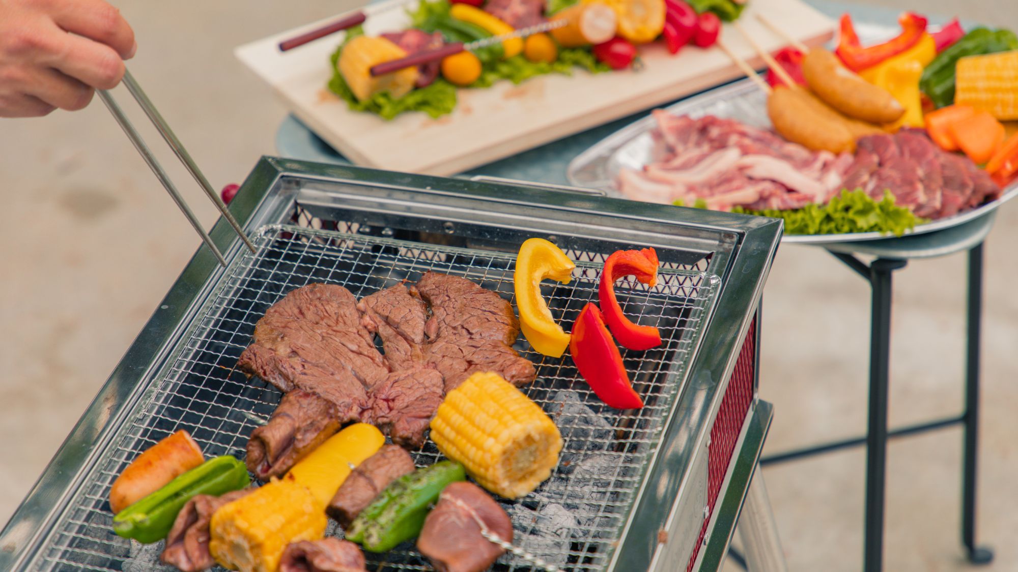 【ファミリー】広々200㎡！BBQ・ピザ窯・焚き火台無料！一棟丸ごと貸切無人型ホテルで広いお庭を満喫