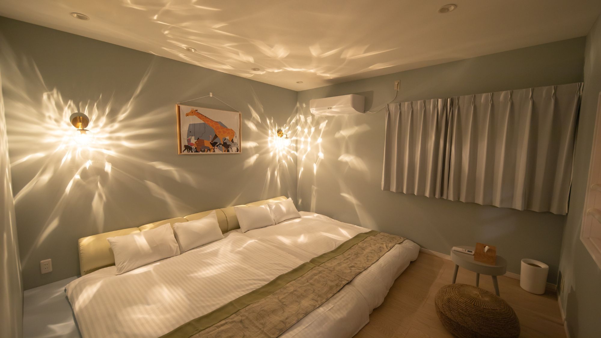 【ファミリー】広々200㎡！BBQ・ピザ窯・焚き火台無料！一棟丸ごと貸切無人型ホテルで広いお庭を満喫