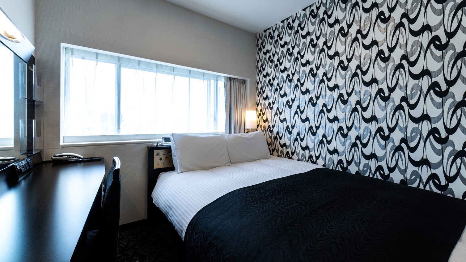 ダブルルーム　全室禁煙