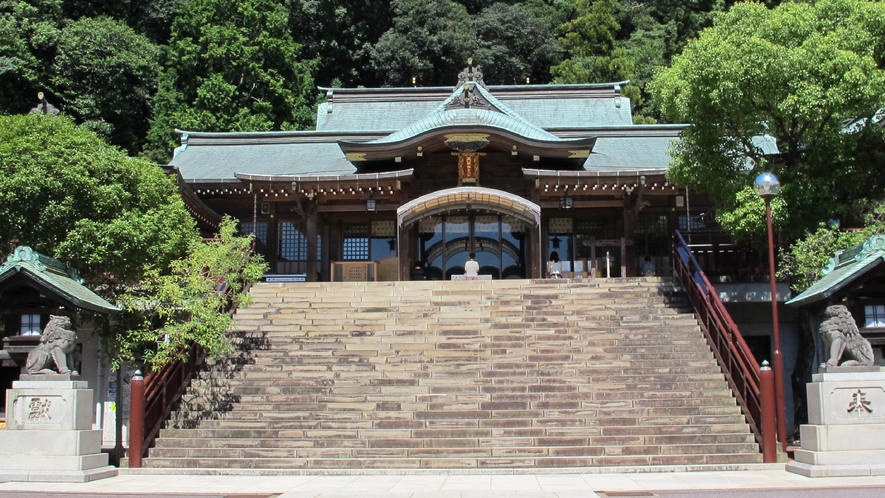 諏訪神社（© （一社）長崎県観光連盟）