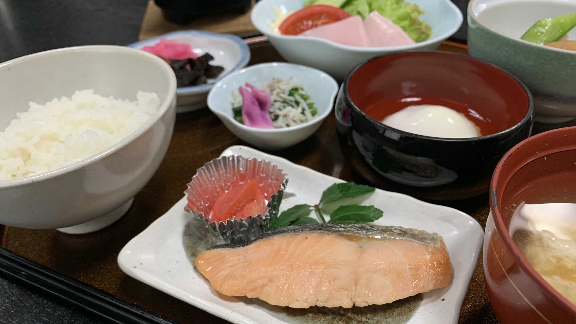 *朝食/バランスのとれた和朝食を白山苑で