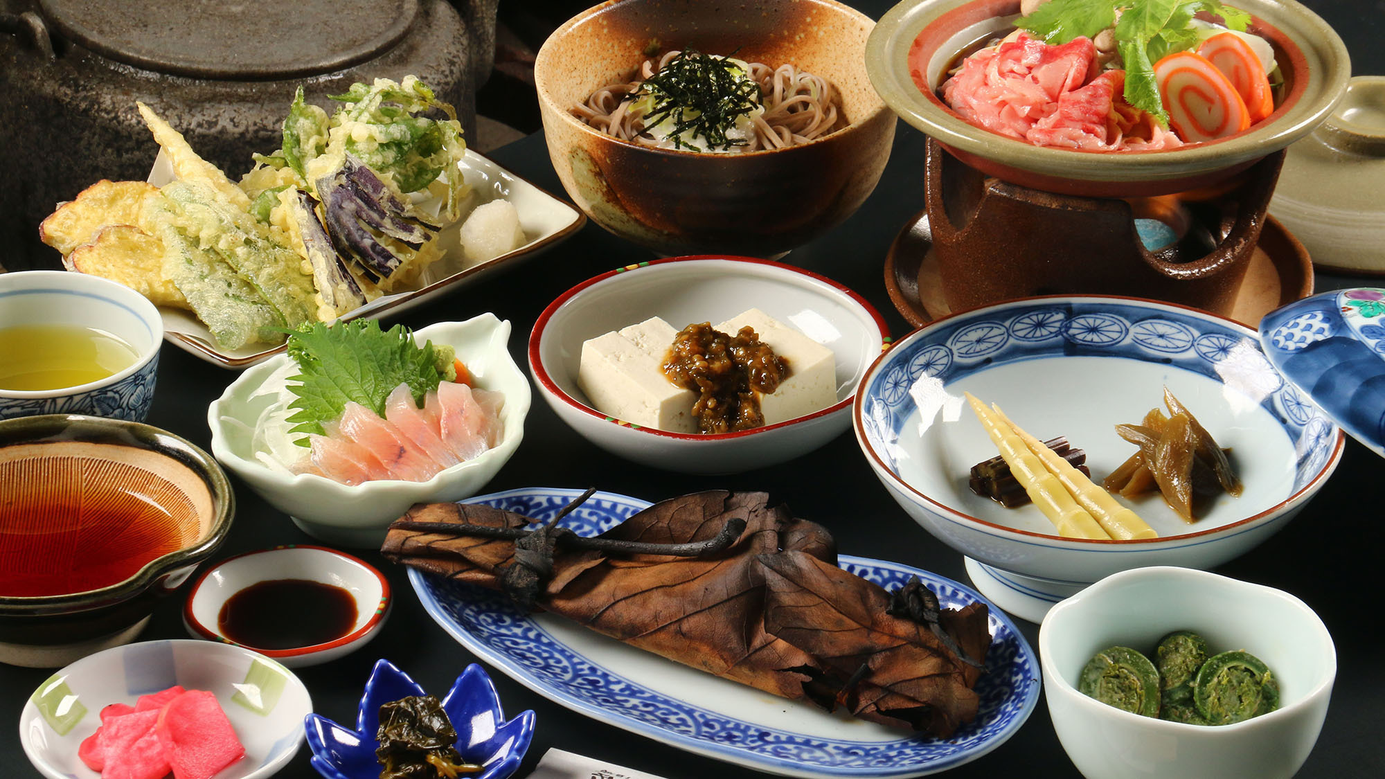 【一泊二食】白川村平瀬温泉唯一の合掌造り温泉宿。静寂のひとときを歴史とともに過ごす。