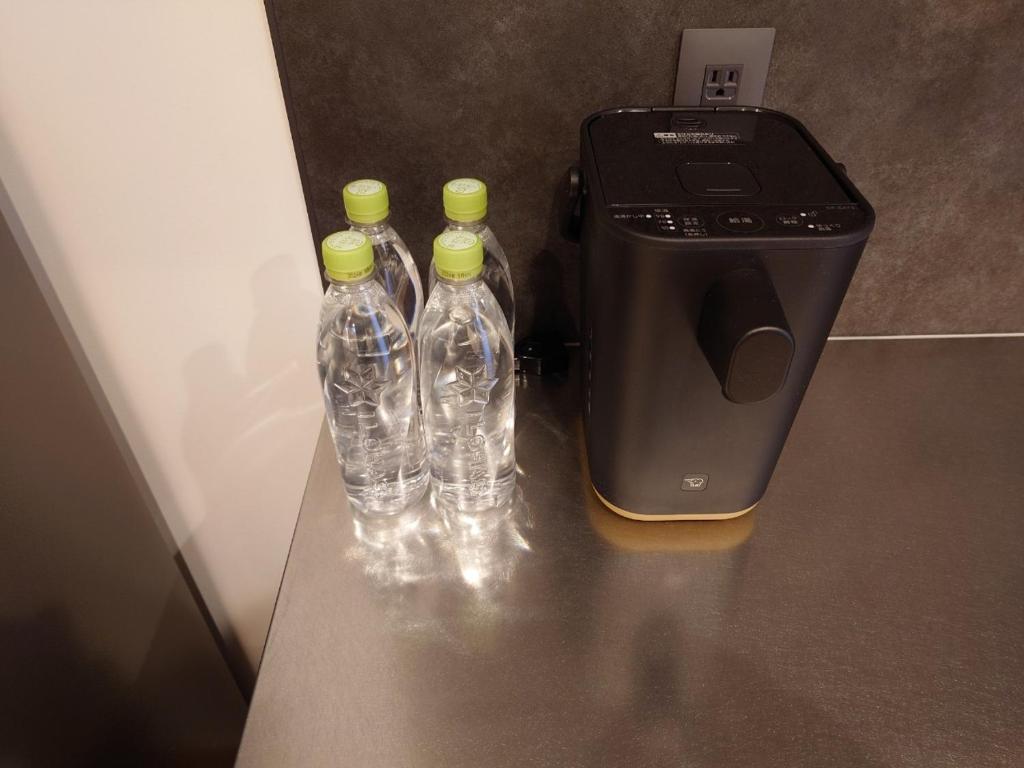 ペットボトルのお水をご用意しております