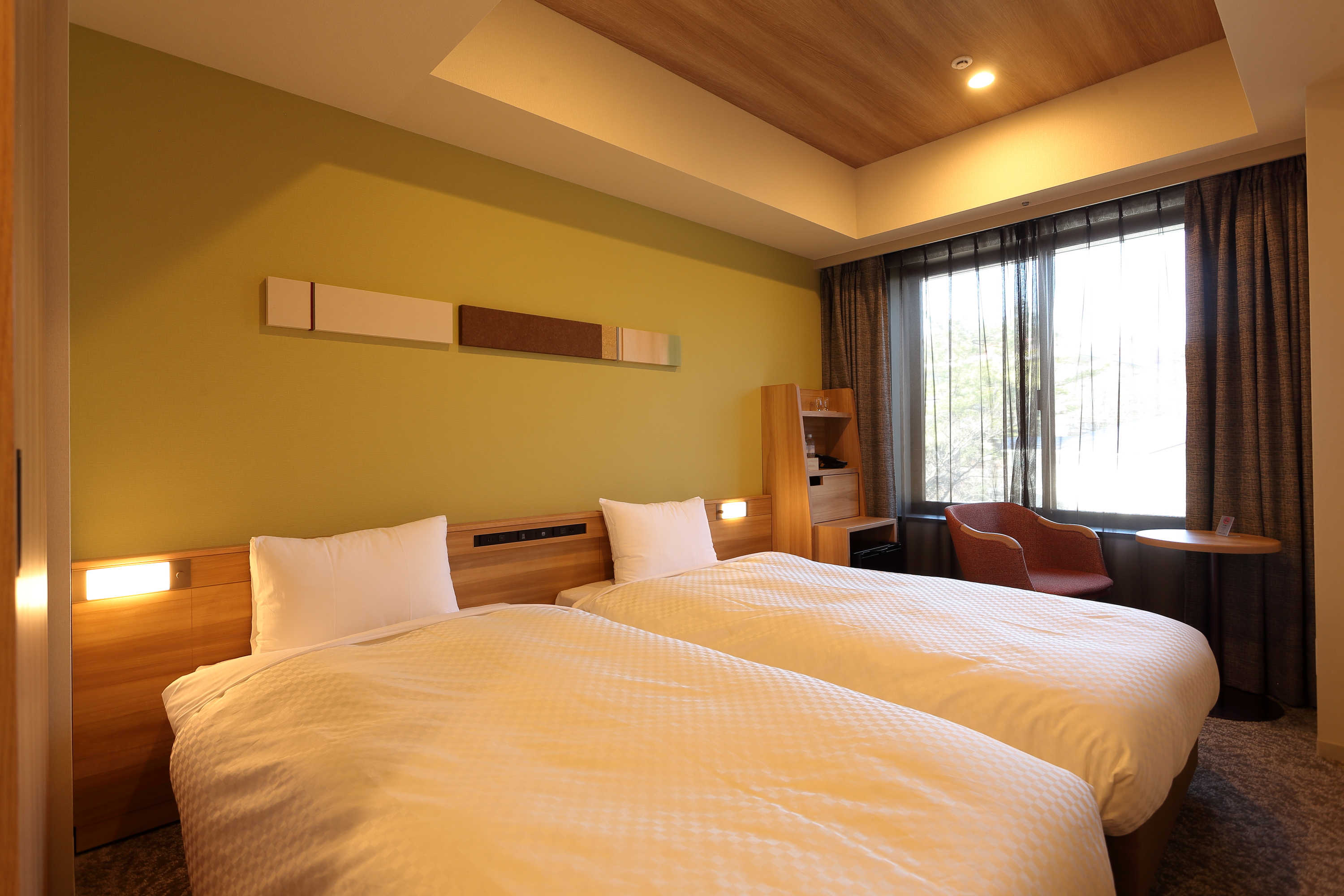 カジュアルツインルーム